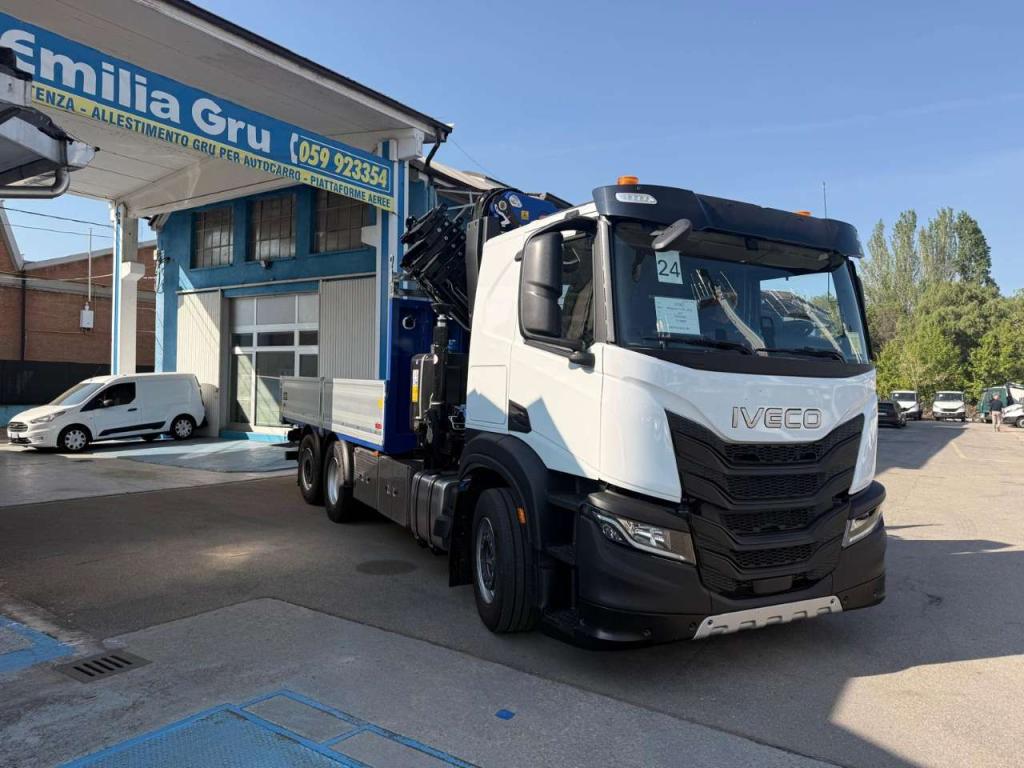 Iveco X-Way 460 Photo 5