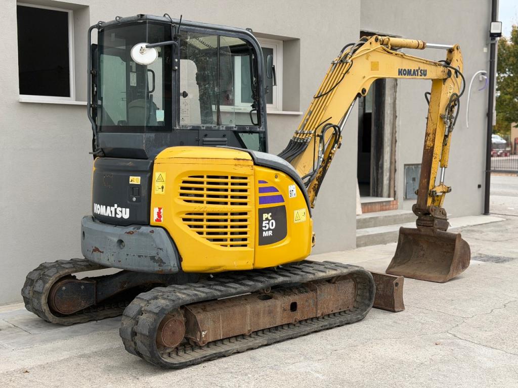 Komatsu PC55MR-2 Photo 3