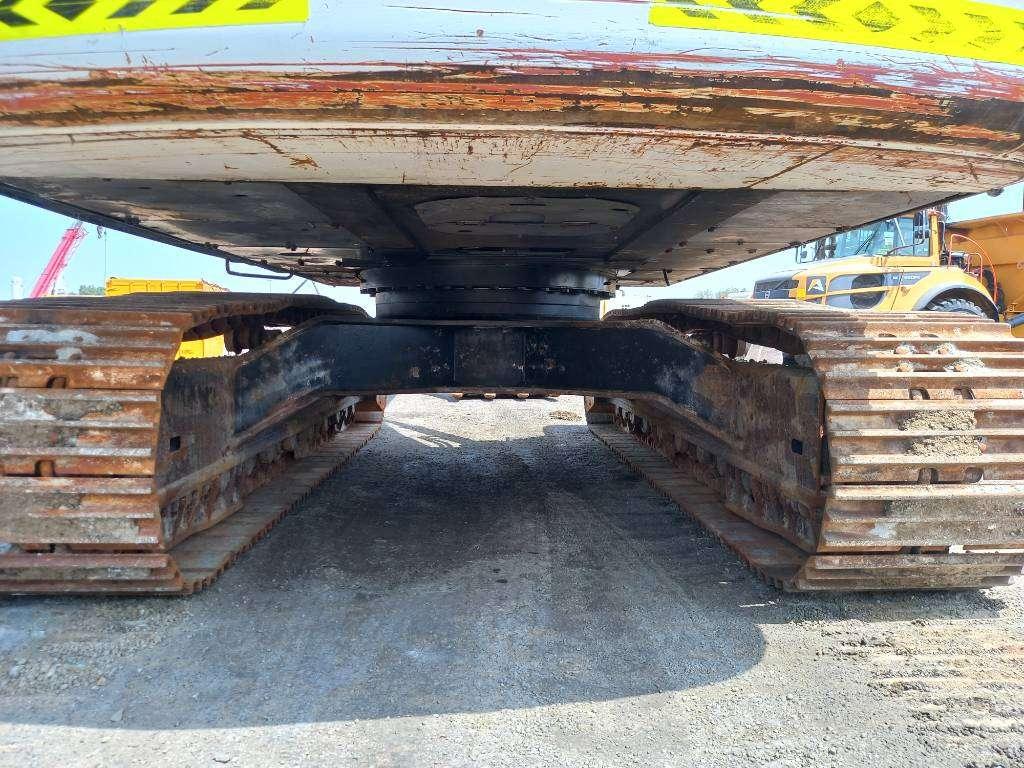 Hitachi ZX470-5G (Abu Dhabi) Photo 20