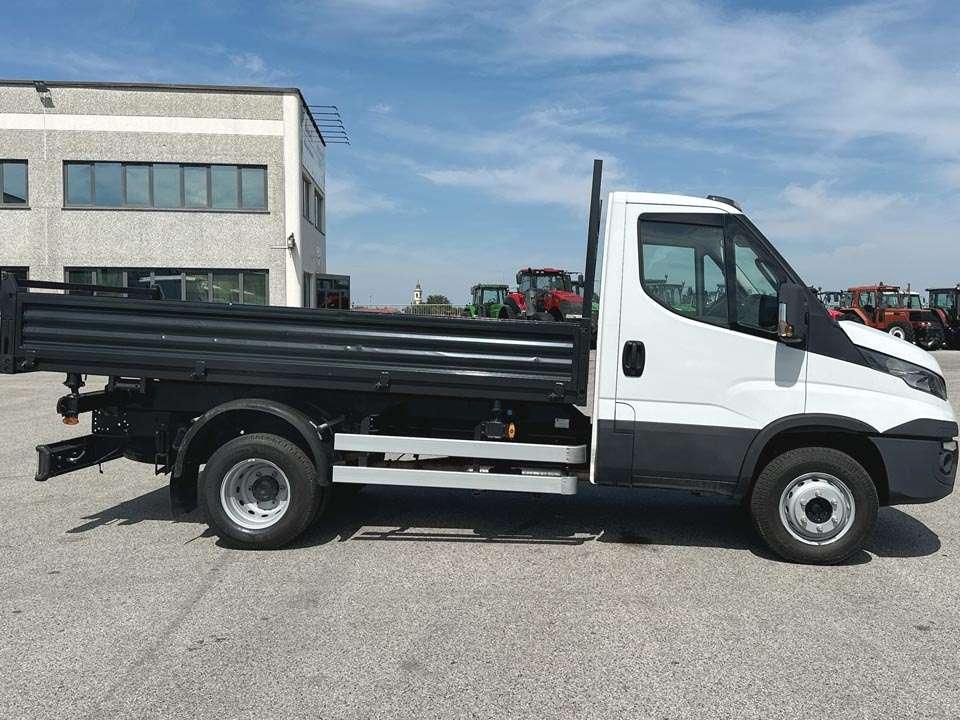 Iveco DAILY 60-150 4x2 Photo 19