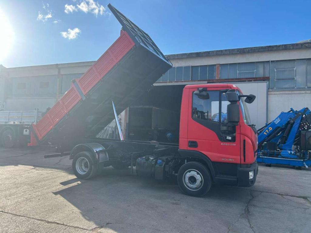 Iveco EUROCARGO 80-190 Photo 26