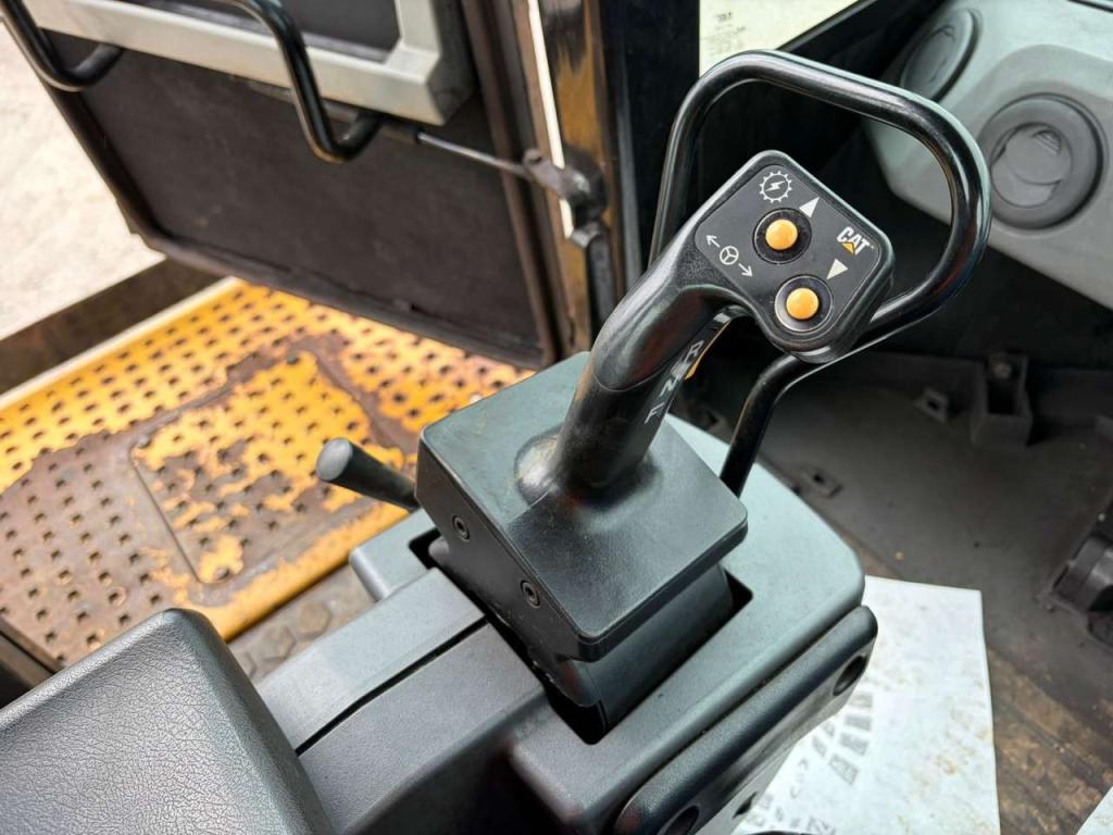 Caterpillar 988K Photo 16