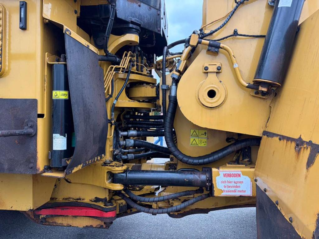 Caterpillar 988K Photo 23