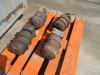 Galets supérieurs pour New Holland 385B Photo 1 thumbnail