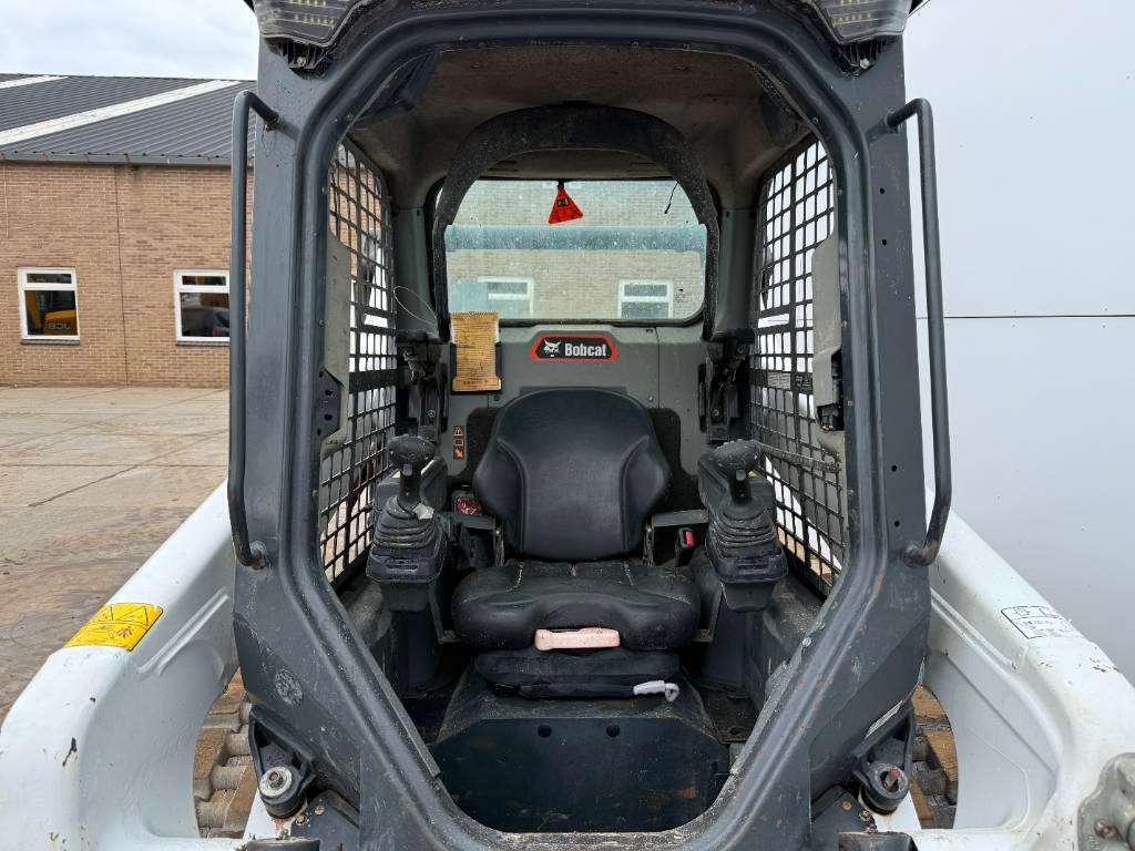 Bobcat T64 - Two-Speed Compact Track Loader Photo 9
