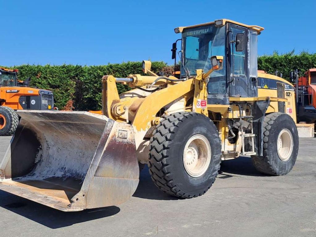 Caterpillar 938G Photo 1
