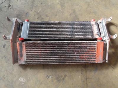 Refroidisseur d'huile hydraulique pour Fiat Hitachi Fr 220.2 en vente par PRV Ricambi Srl