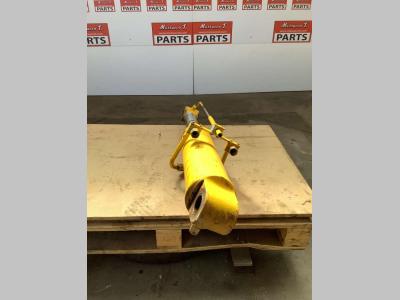 Vérin de rappel de godet pour Benfra 1.35 en vente par Massucco T. Srl Area Ricambi
