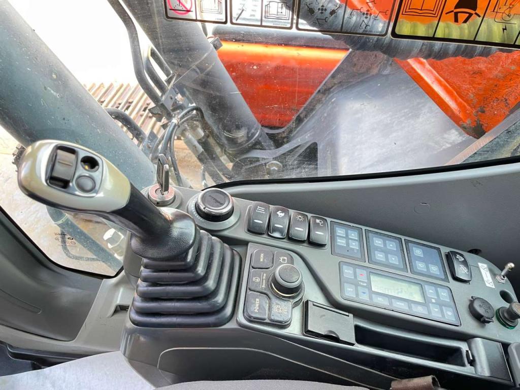 Doosan DX255LC-5 Photo 20
