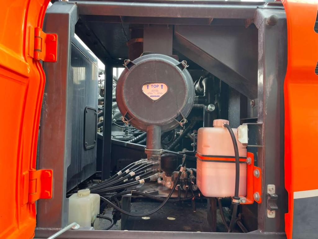 Doosan DX255LC-5 Photo 28