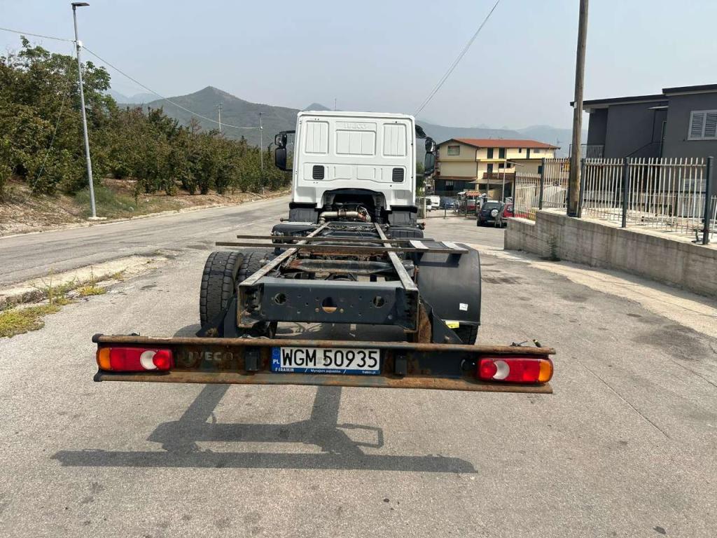 Iveco EUROCARGO 120-190L Photo 12