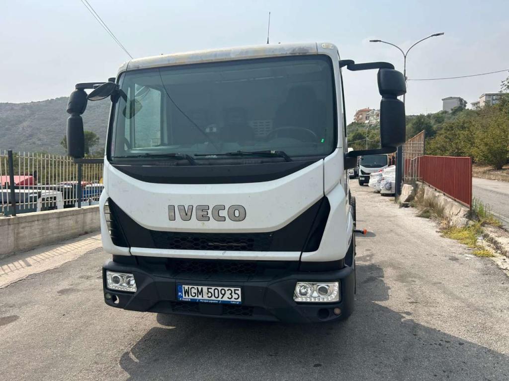 Iveco EUROCARGO 120-190L Photo 2