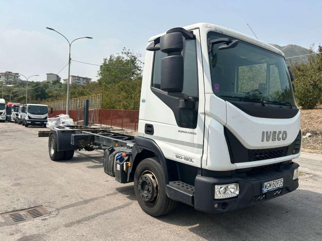 Iveco EUROCARGO 120-190L Photo 4