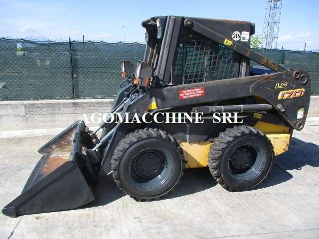 New Holland LS170 Photo 2
