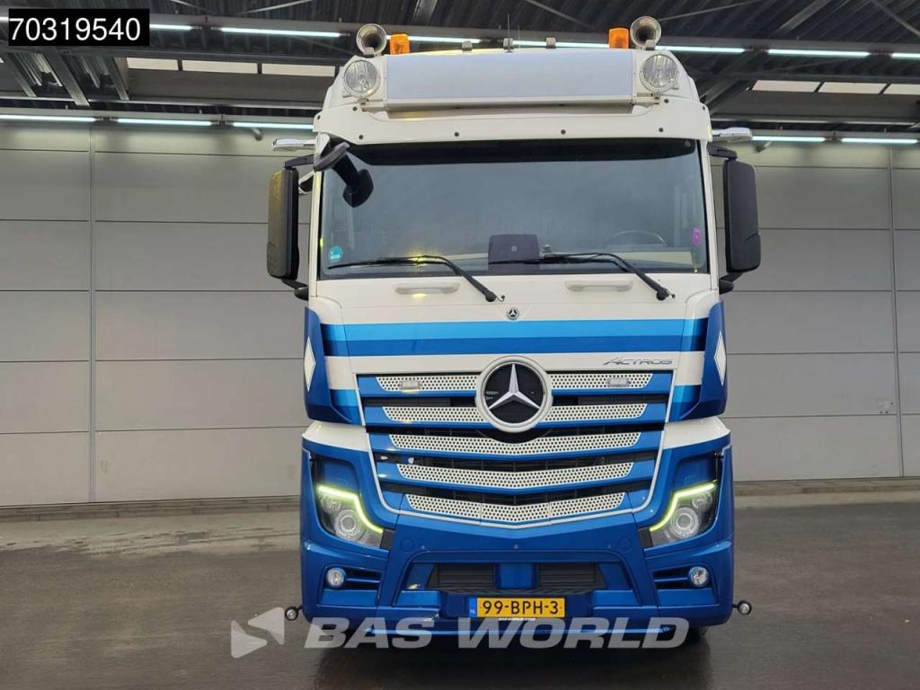 Mercedes-Benz Actros 3363 6X4 NL-Truck BigSpace Retarder 2xTanks Big-Axle Alcoa's Photo 3