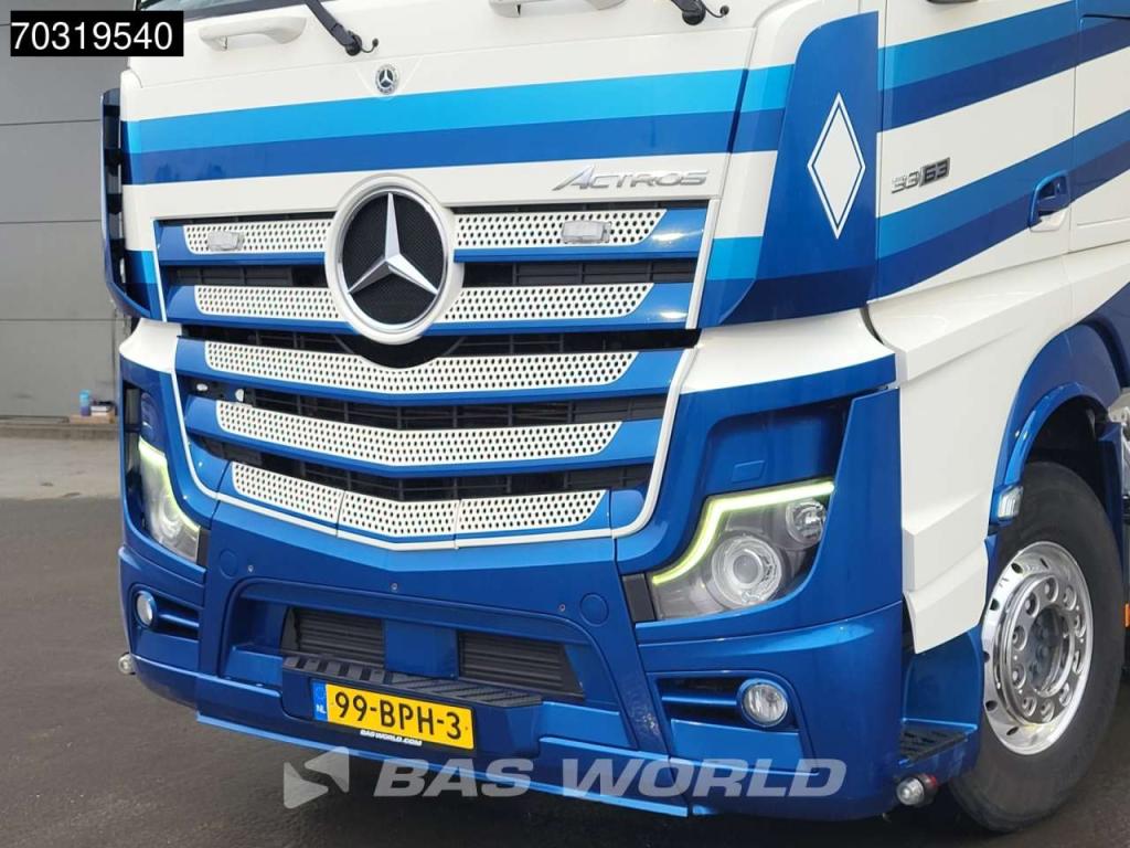 Mercedes-Benz Actros 3363 6X4 NL-Truck BigSpace Retarder 2xTanks Big-Axle Alcoa's Photo 5