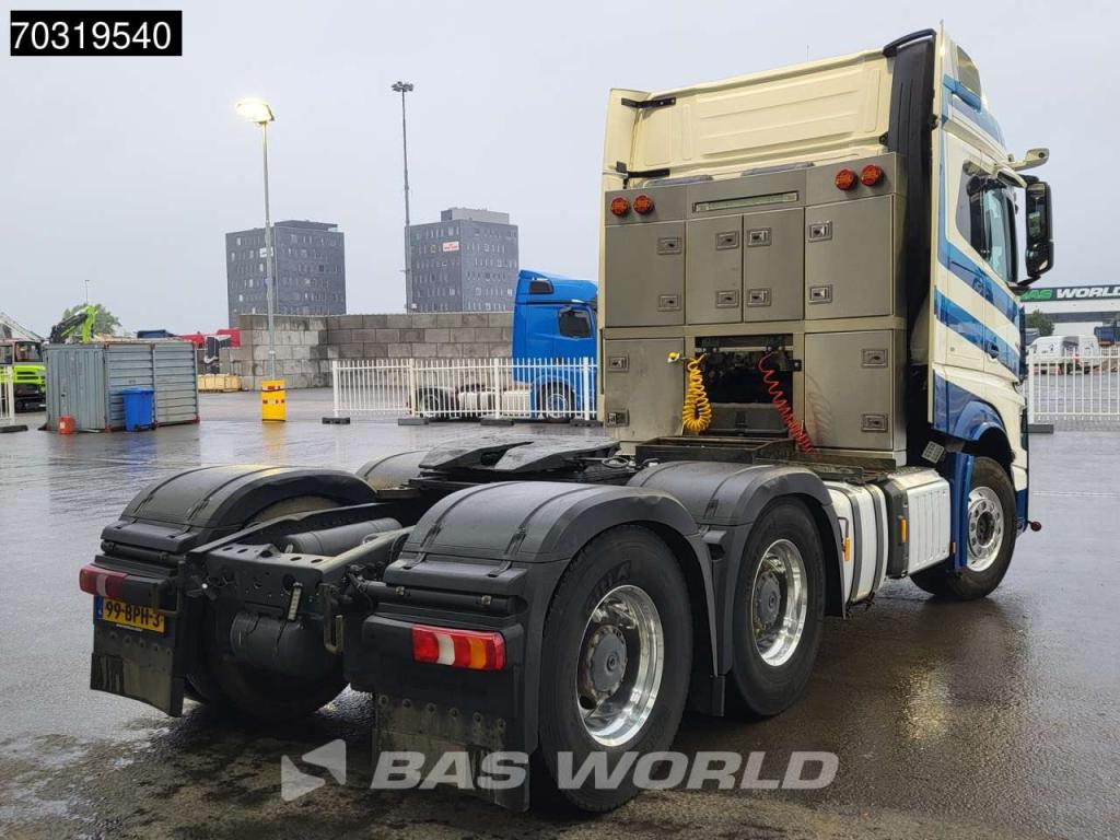 Mercedes-Benz Actros 3363 6X4 NL-Truck BigSpace Retarder 2xTanks Big-Axle Alcoa's Photo 9