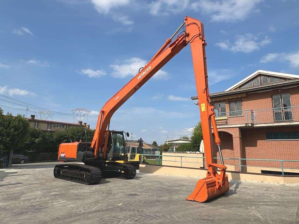Hitachi ZX210LC-3 SLF Photo 19