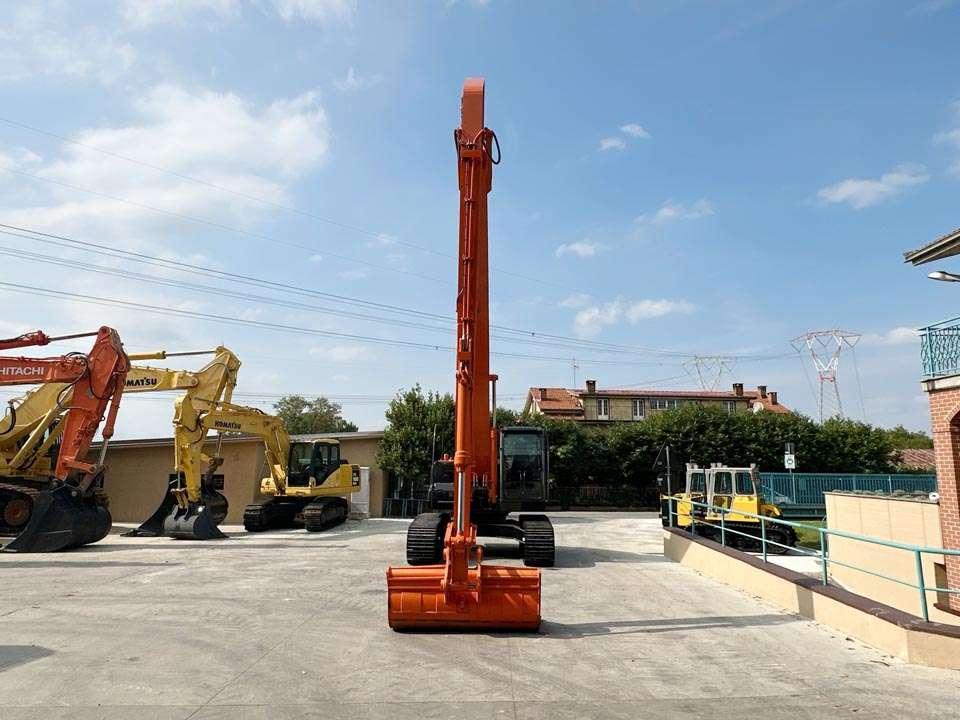 Hitachi ZX210LC-3 SLF Photo 20