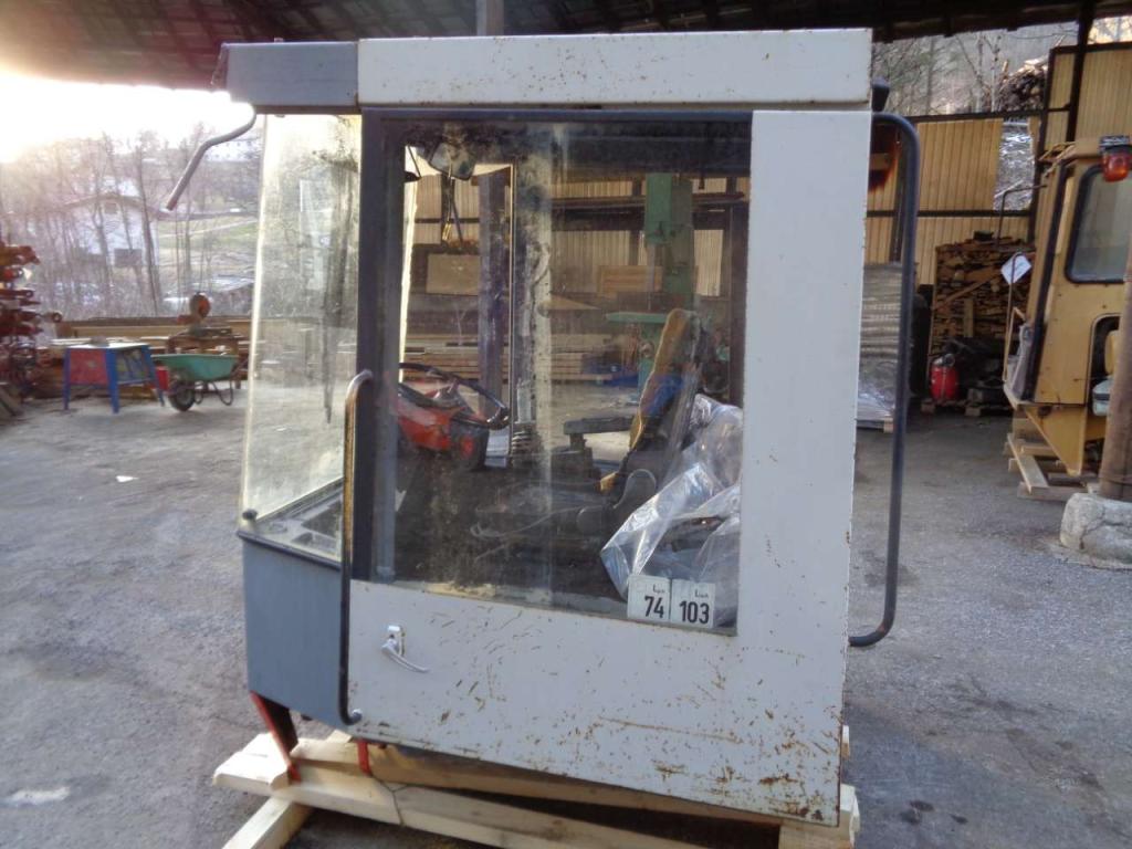 Cabine pour O&K (Orenstein & Koppel) L 25 Photo 4