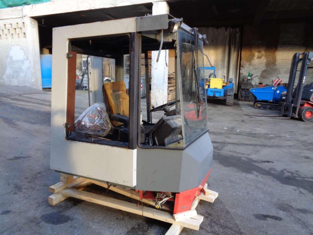 Cabine pour O&K (Orenstein & Koppel) L 25 Photo 6