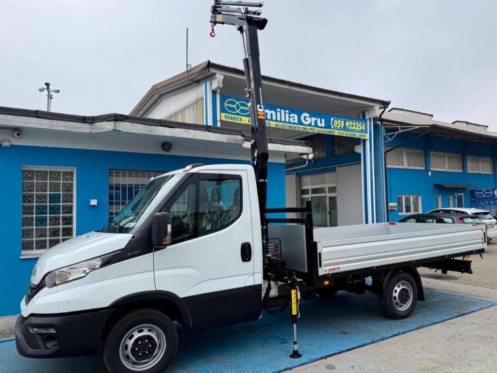 Fiat Iveco 35-140 Photo 4