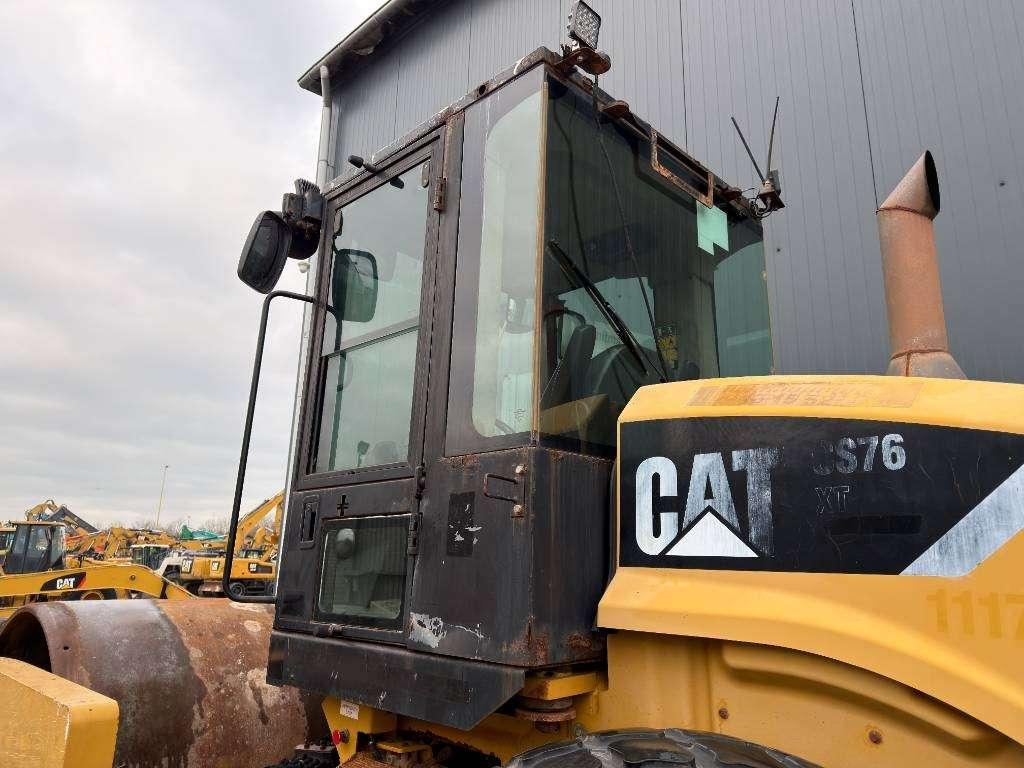 Caterpillar CS76 XT Photo 22