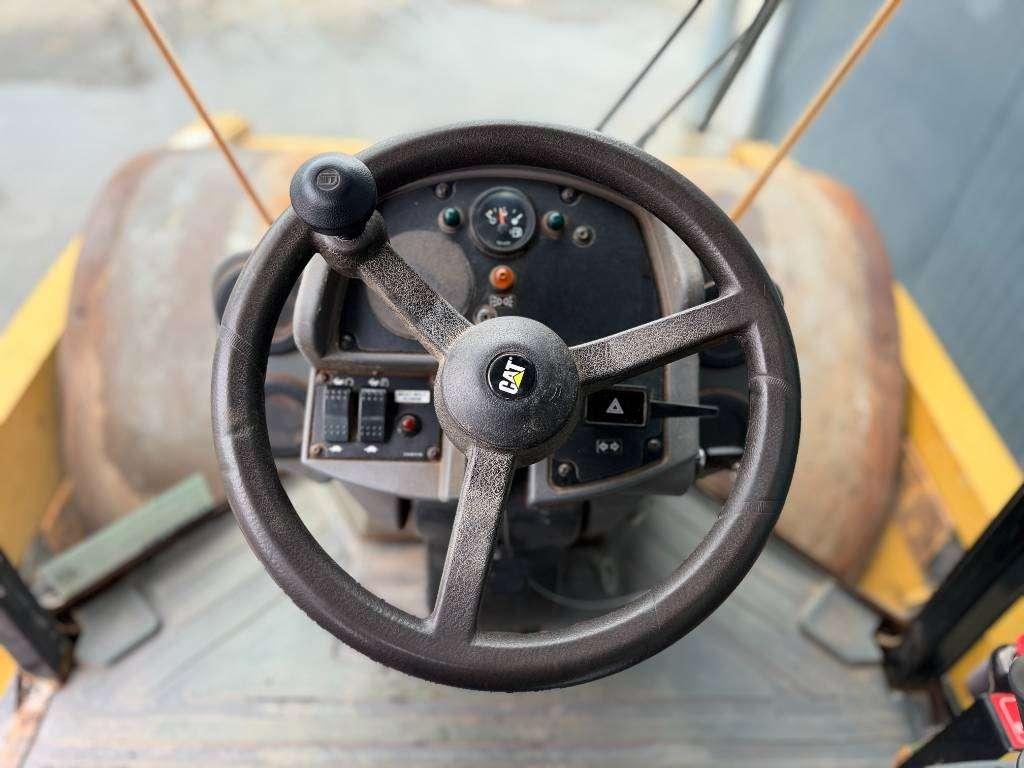 Caterpillar CS76 XT Photo 27