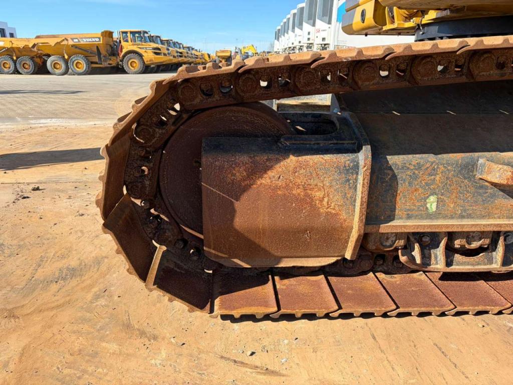Caterpillar 330 Photo 11