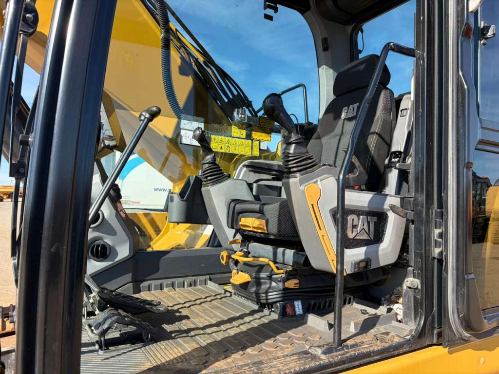 Caterpillar 330 Photo 20