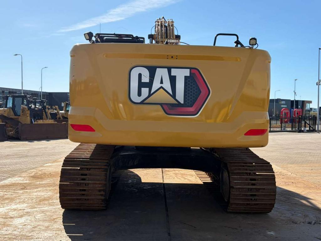 Caterpillar 330 Photo 4