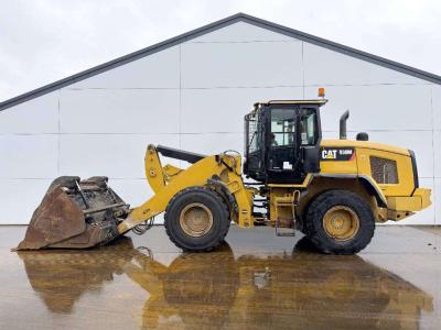 Caterpillar 930M - High-tip Bucket / Weight System en vente par Boss Machinery