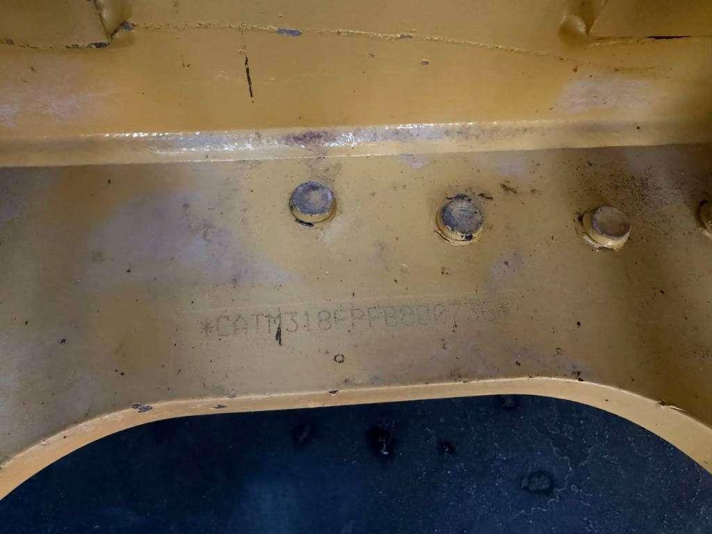 Caterpillar M318F Photo 9
