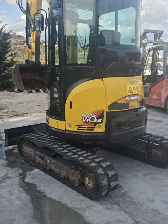 Yanmar VIO38 Photo 12