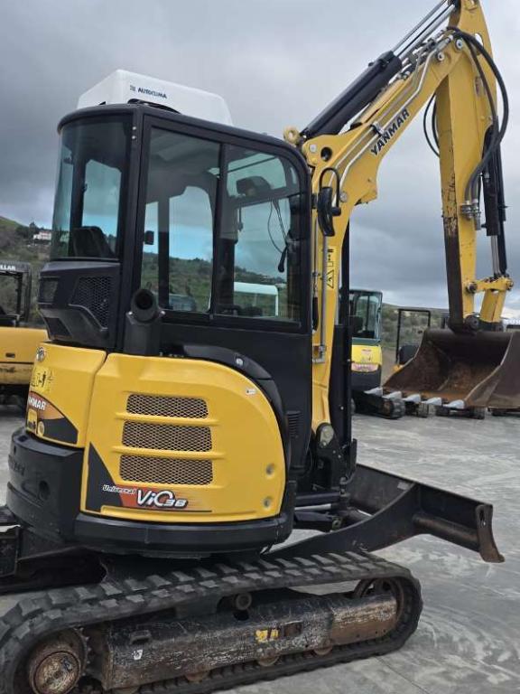 Yanmar VIO38 Photo 5