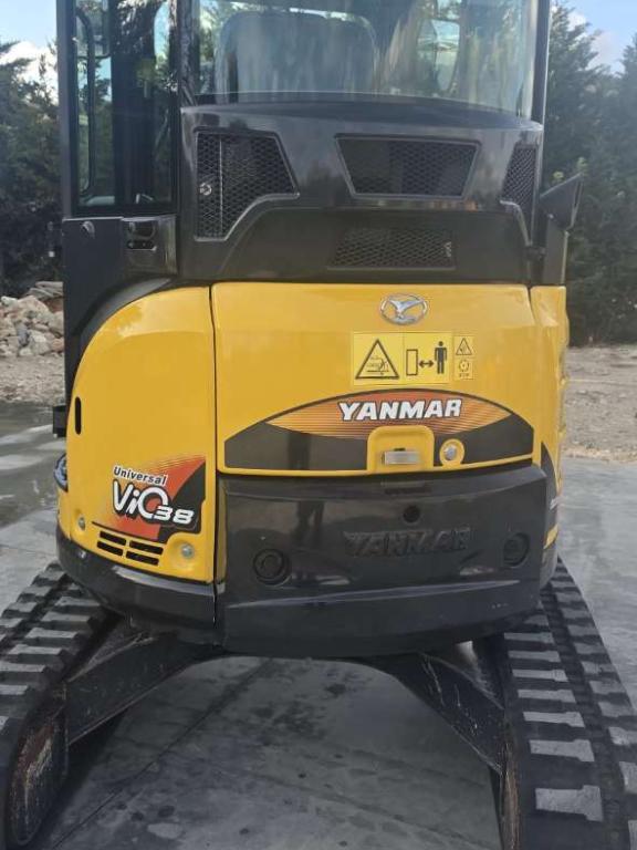 Yanmar VIO38 Photo 7