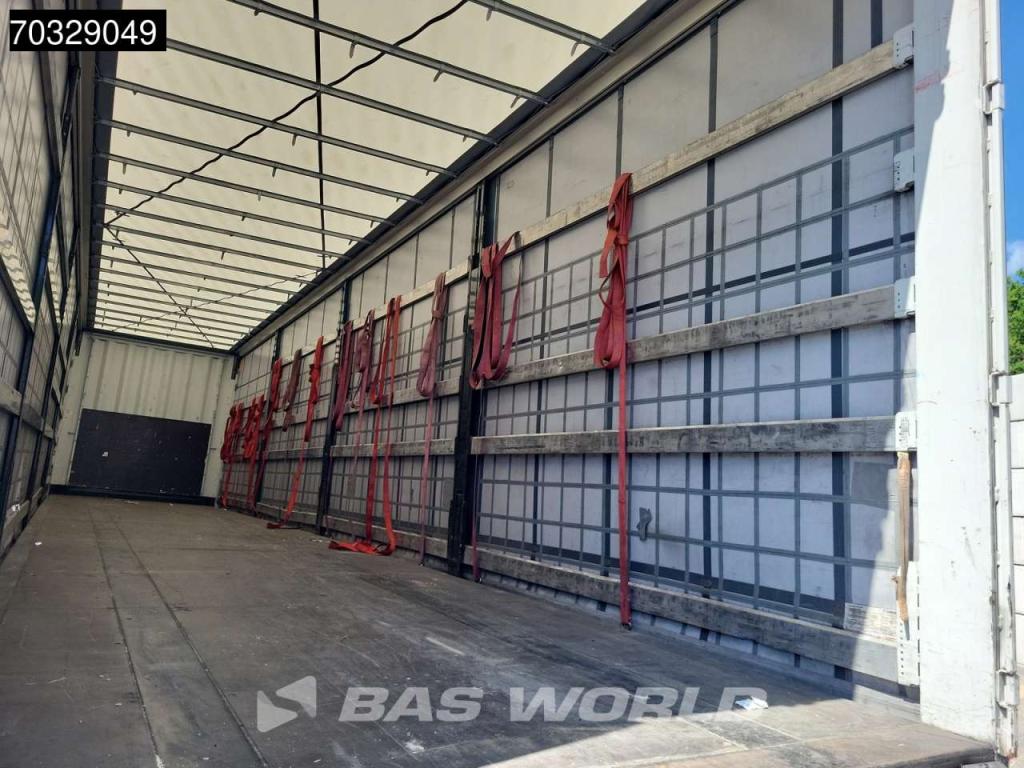 Krone SD Sliding Roof Photo 9