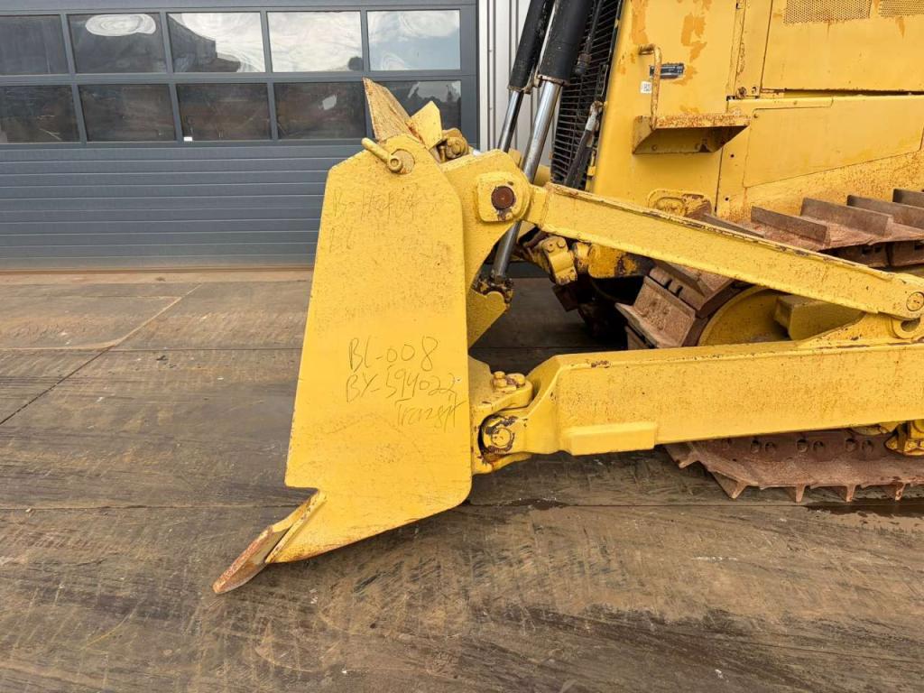 Caterpillar D8R Photo 11