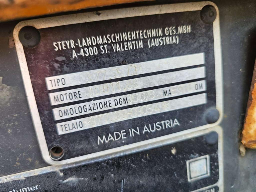 Steyr 8130 Photo 4