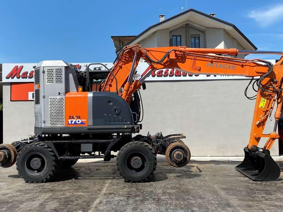 Hitachi ZX170PRR Photo 14