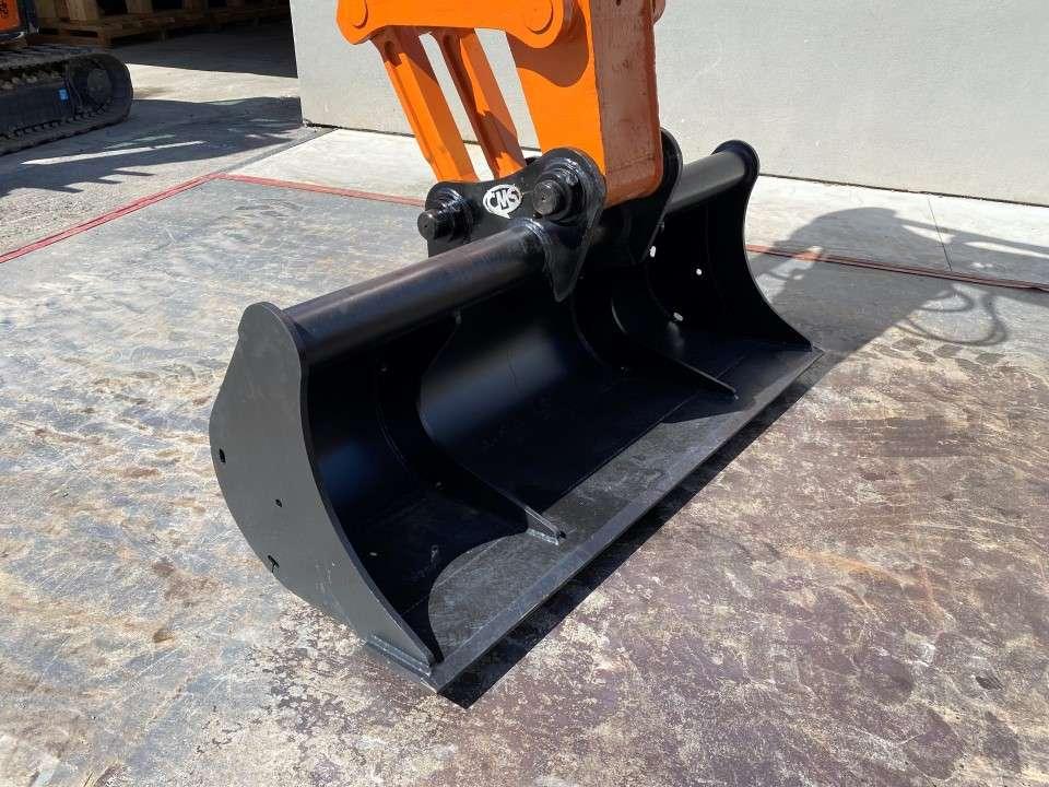 Hitachi ZX170PRR Photo 4