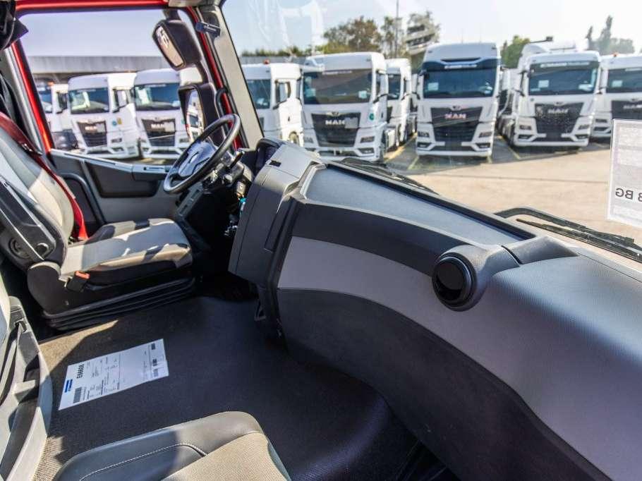 Renault T460+HYDR Photo 17