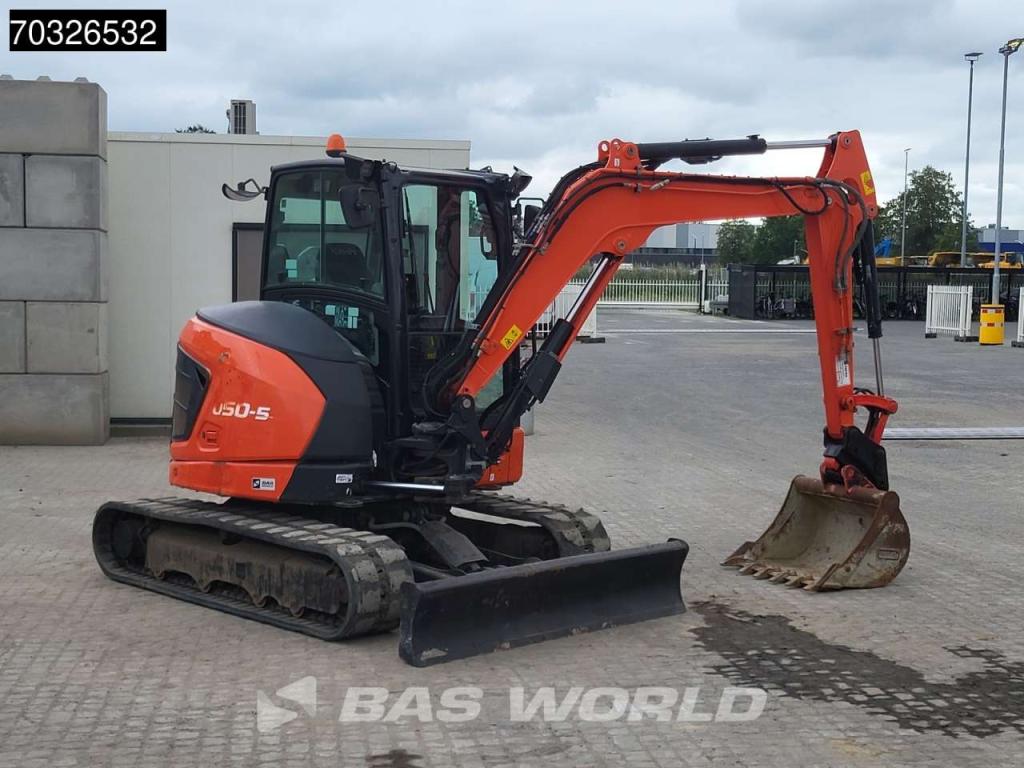 Kubota U50-5 A/C - 3 Buckets Photo 10