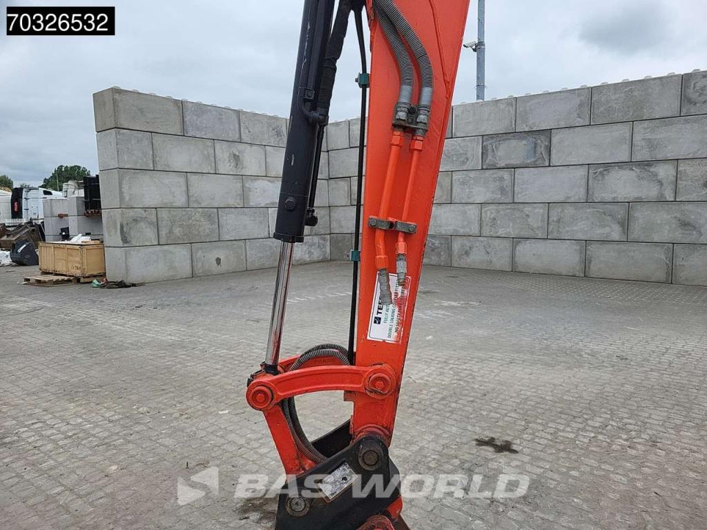 Kubota U50-5 A/C - 3 Buckets Photo 12