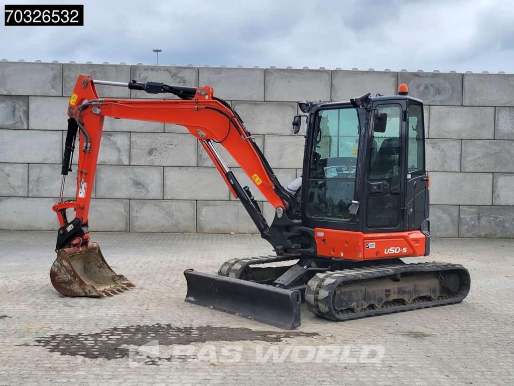 Kubota U50-5 A/C - 3 Buckets Photo 3