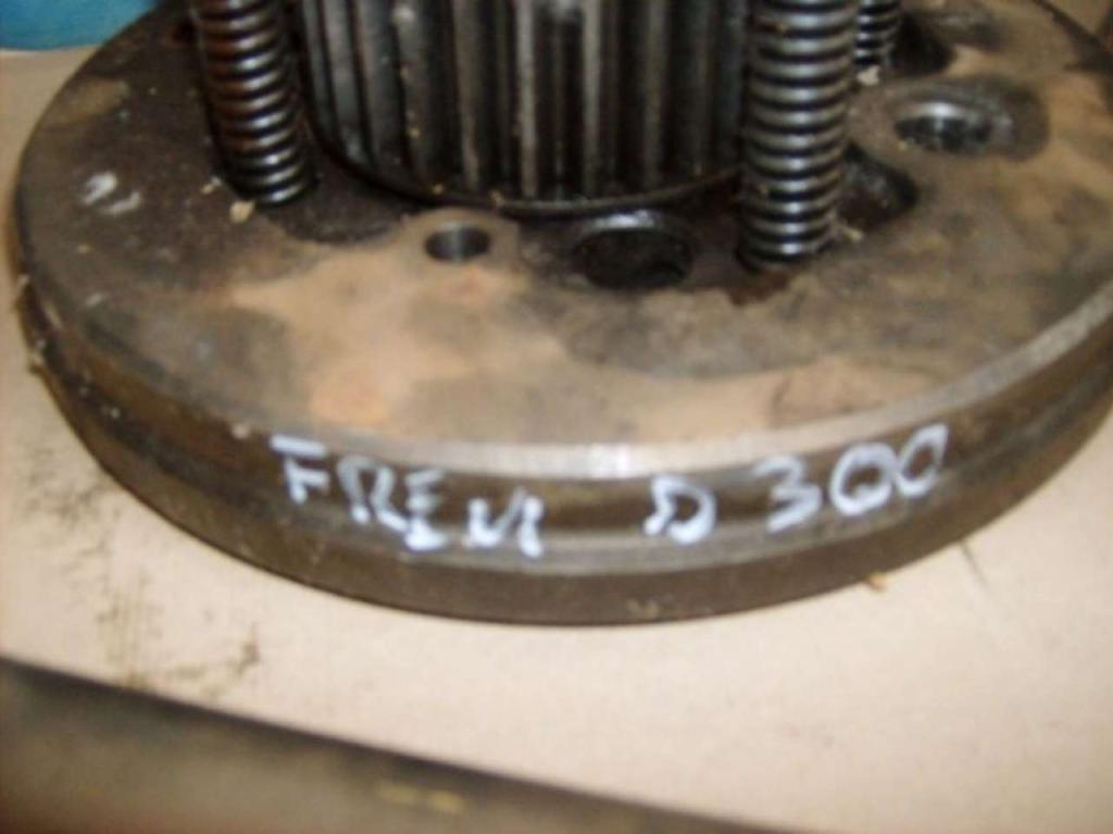 Frein pour Caterpillar D300D Photo 2