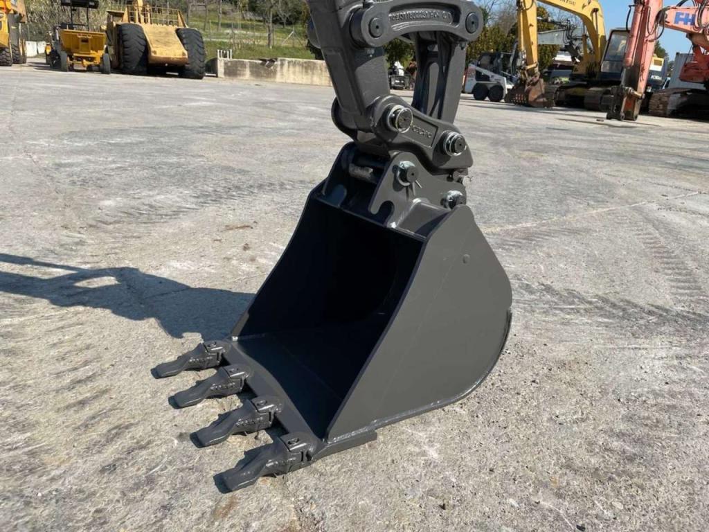Volvo ECR25D Photo 6