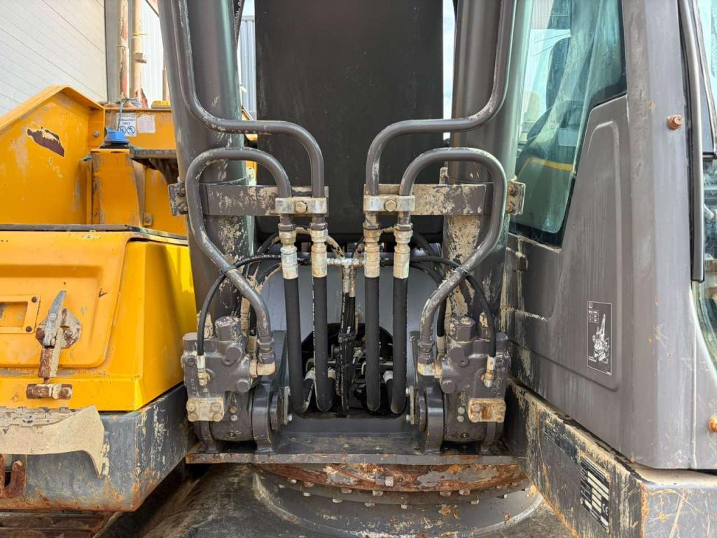 Volvo EC220EL Photo 9