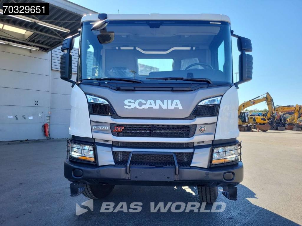 Scania P370 8X4 NEW 8x4 chassis Semi Automatic Euro 6 Photo 10