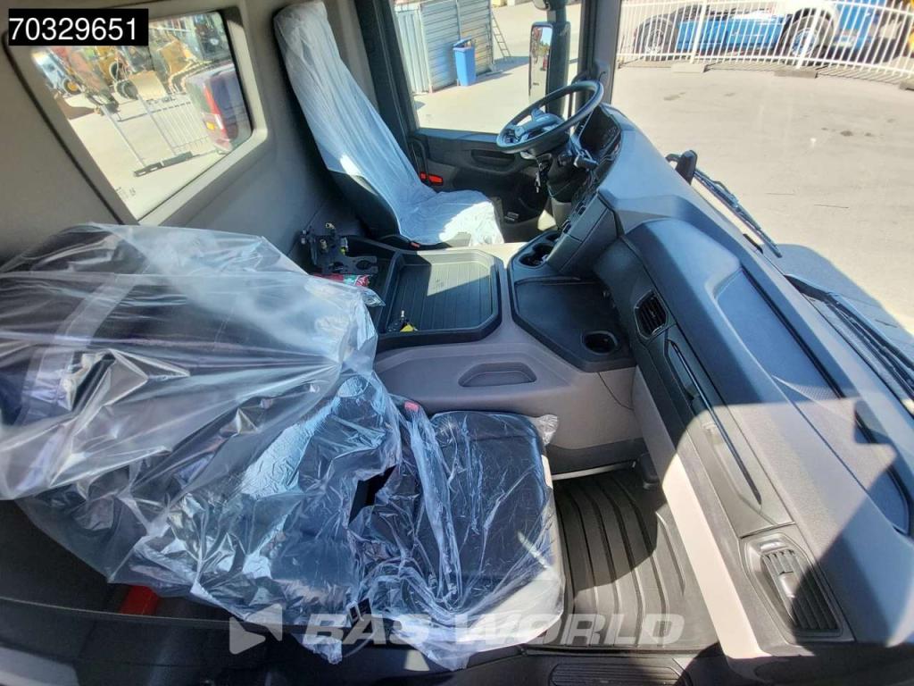 Scania P370 8X4 NEW 8x4 chassis Semi Automatic Euro 6 Photo 27
